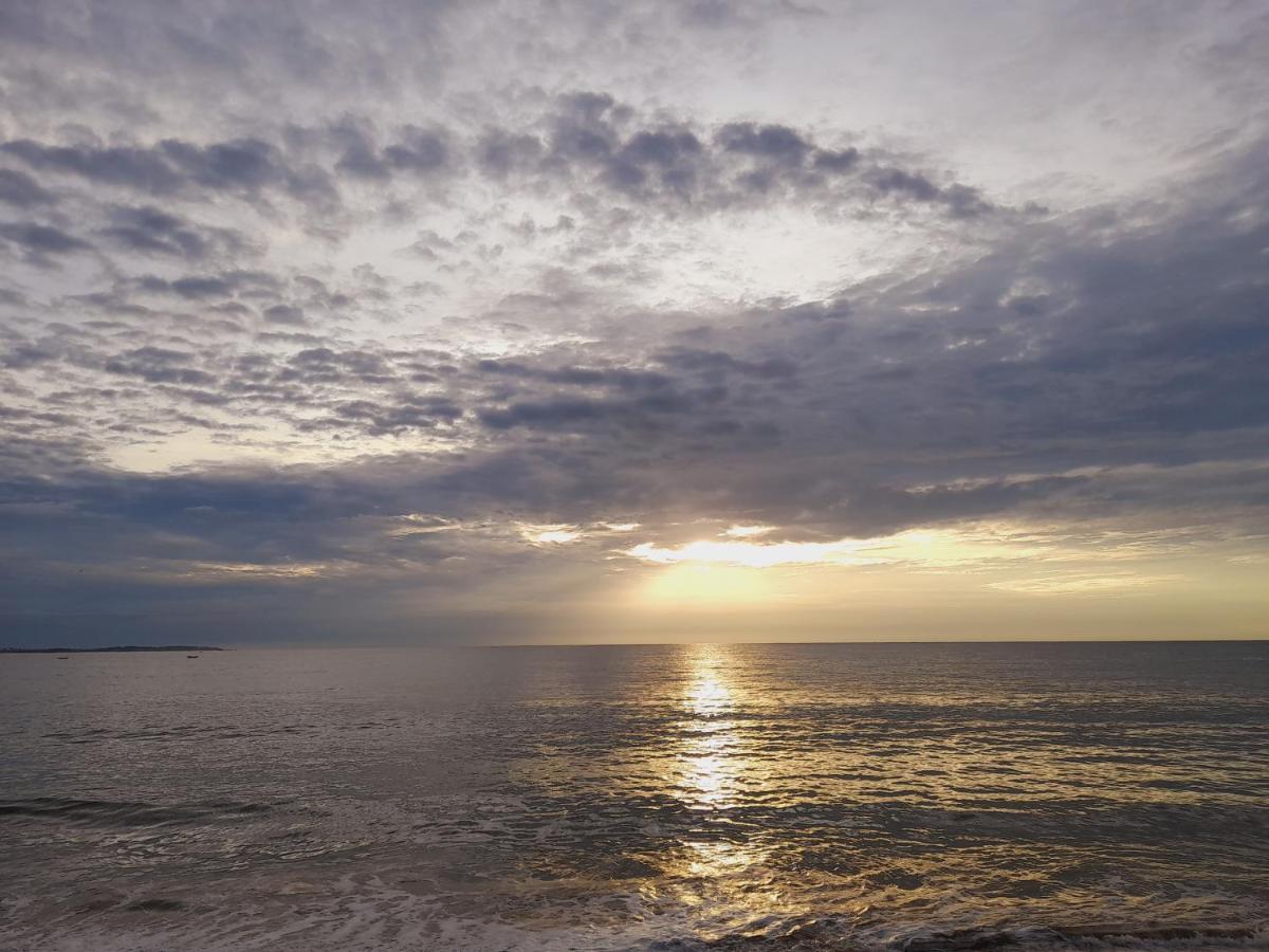 Serenity Beach Cabanas แทนกาลเล ภายนอก รูปภาพ