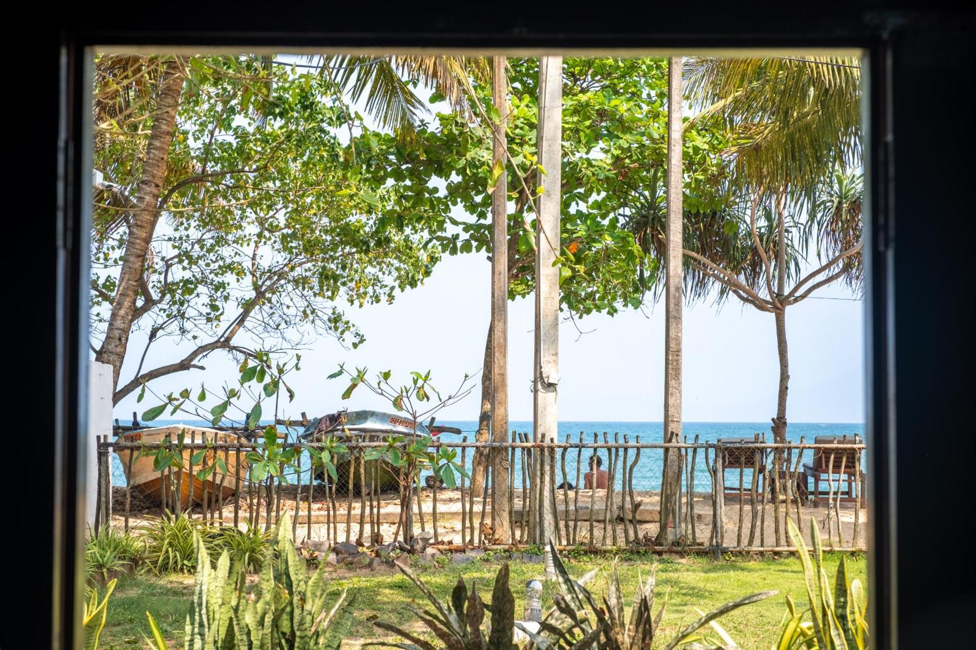 Serenity Beach Cabanas แทนกาลเล ภายนอก รูปภาพ