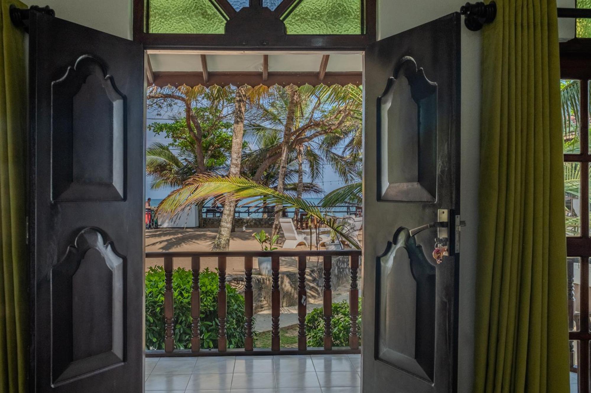 Serenity Beach Cabanas แทนกาลเล ภายนอก รูปภาพ